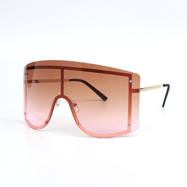 Gradient black- Oversized Luxury sunglasses.